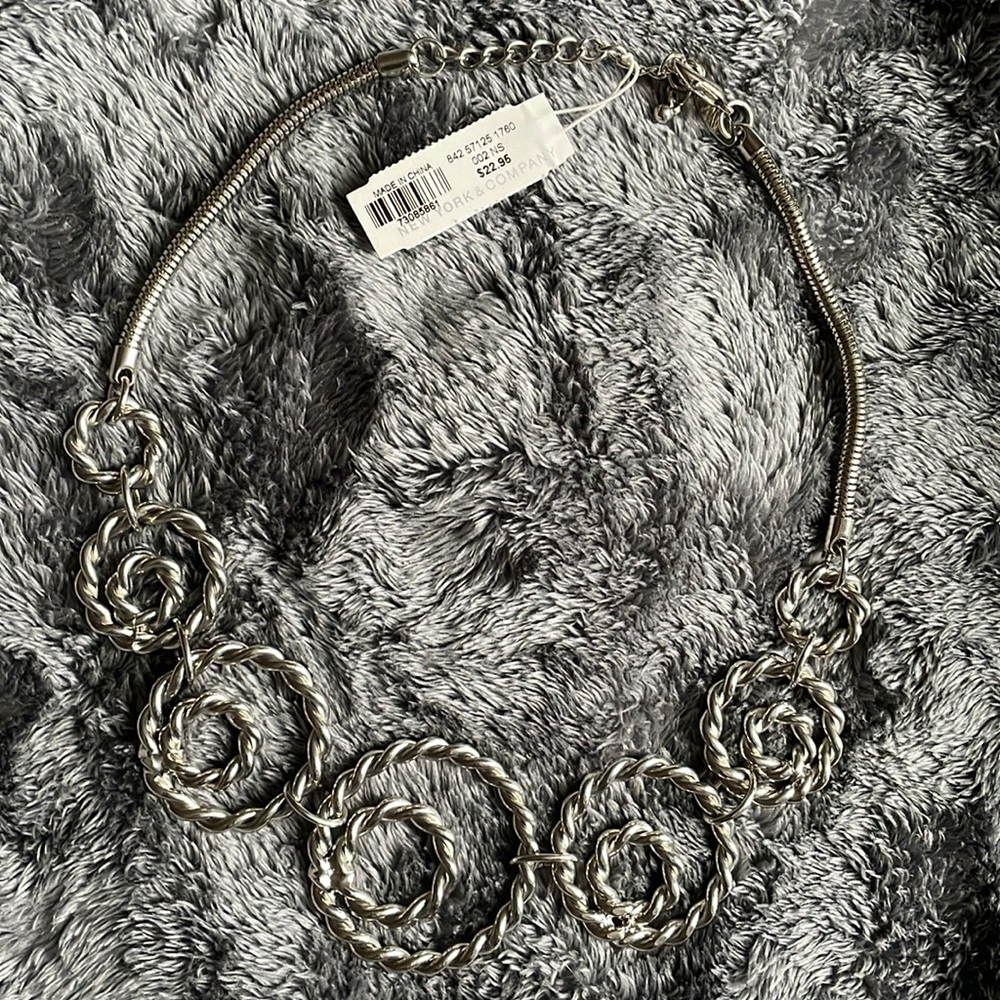 New York & Company necklace